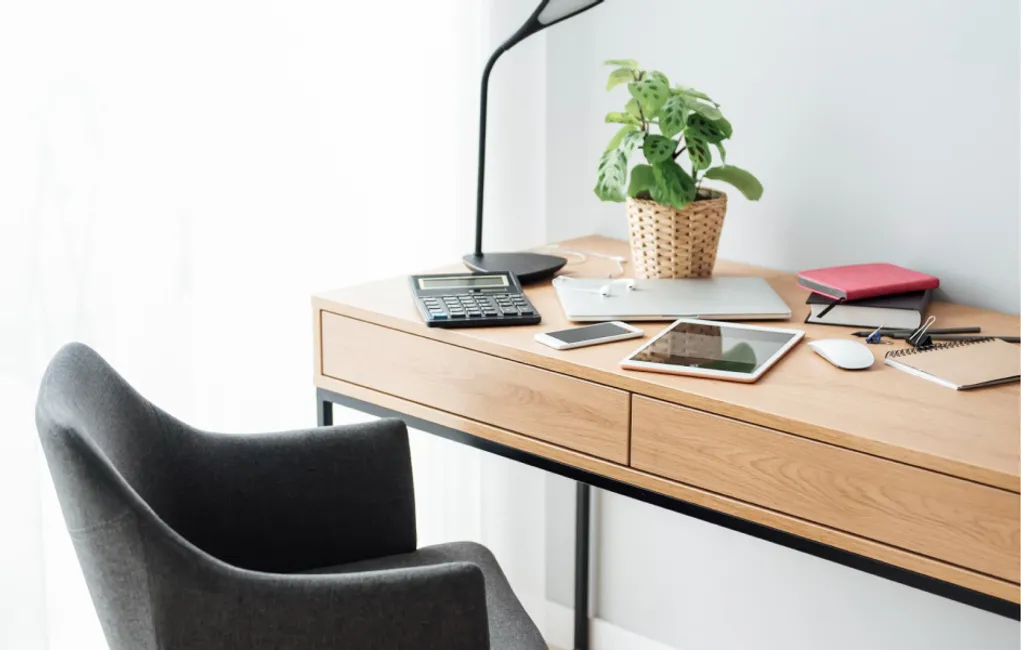 Customizable dashboards for real time financial insights.